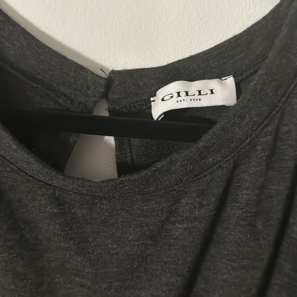 Romper - Picture 2 of 4